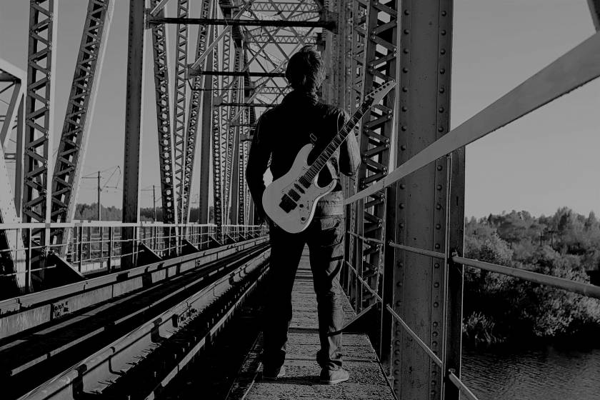 Bridge / Middle-Eight